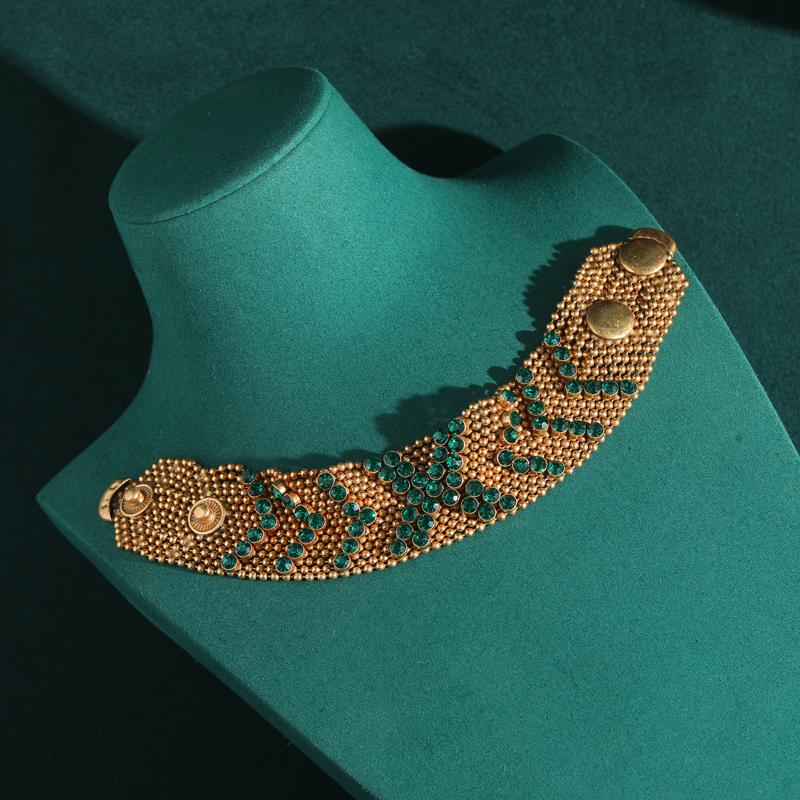 Vintage Green Rhinestone Brace – Luxury Watch Dubai recenzja i cena