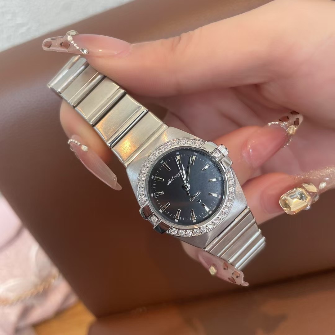 Classic Constellation Women's  – Luxury Watch Cartier recenzja i cena